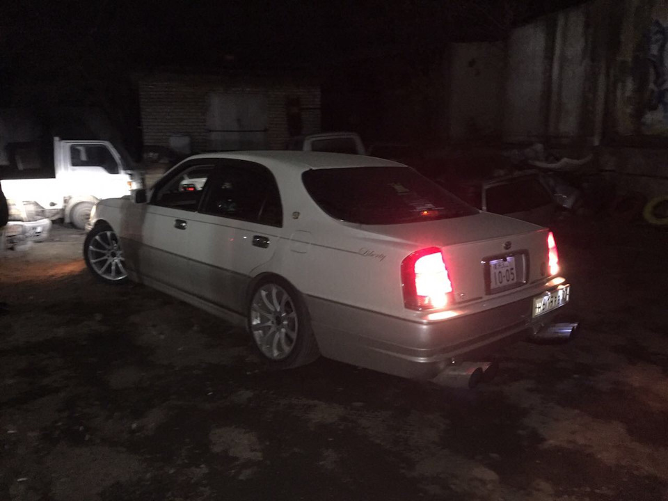 Фото в бортжурнале Toyota Crown Majesta (S170)