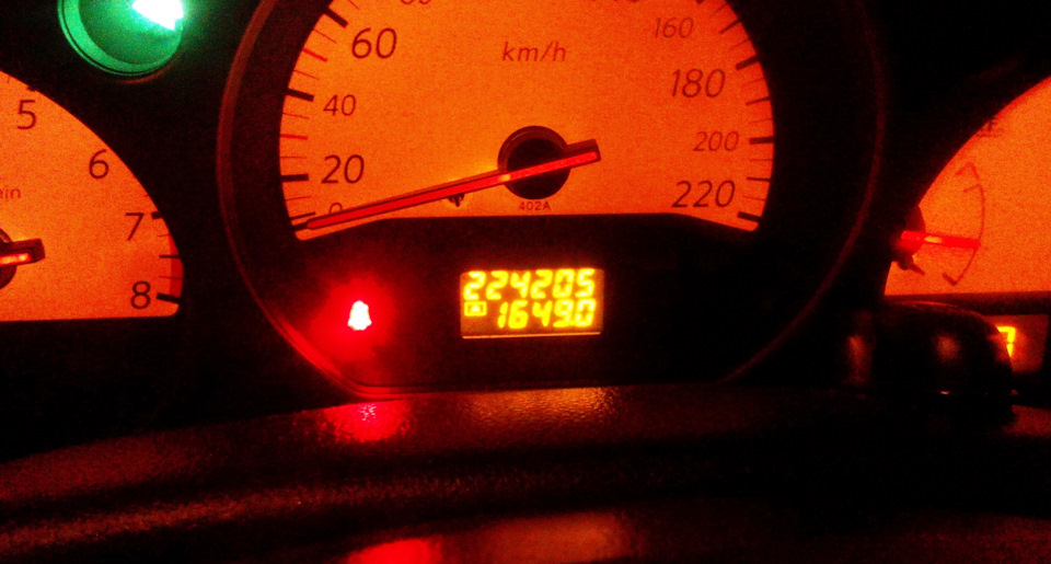 Фото в бортжурнале Nissan Murano I