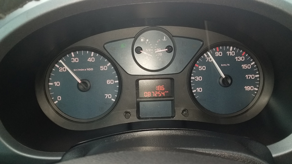 Фото в бортжурнале Citroen Berlingo  (2G)