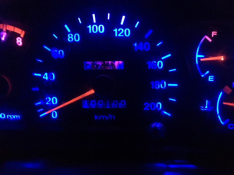 вот и соточка стукнула :) — Hyundai Accent (2G)