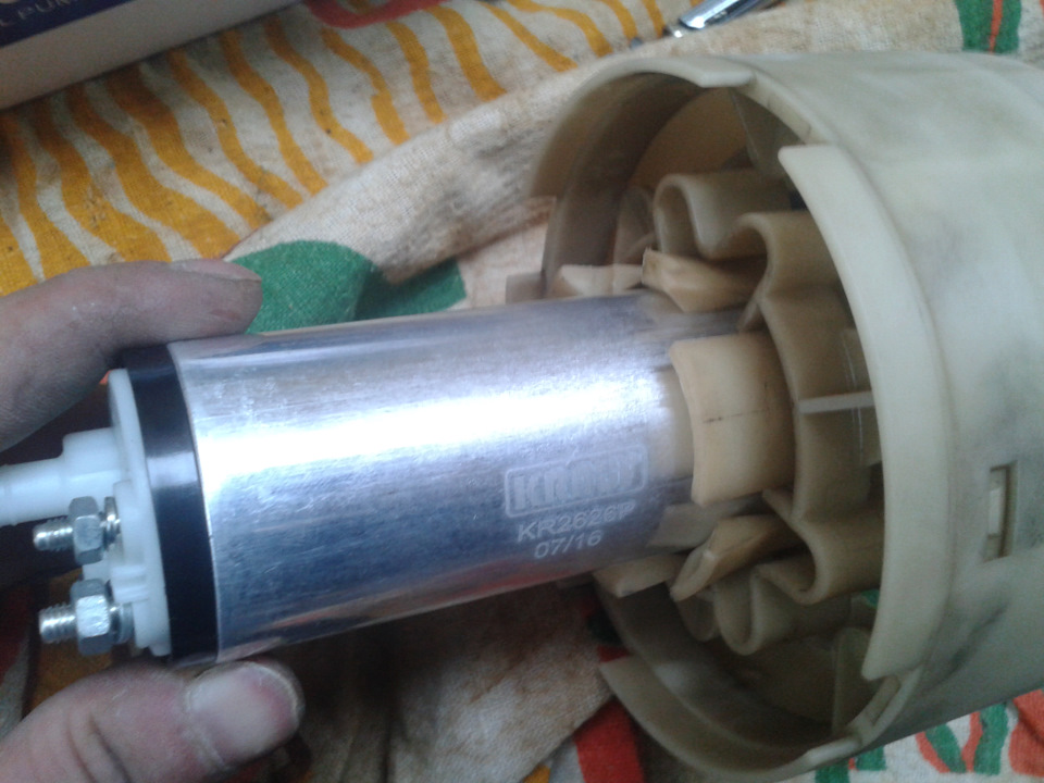 Фото в бортжурнале Volkswagen Passat B5. Запчасти на фото: KR2626P