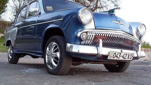 Moskvich 407 Пежончик
