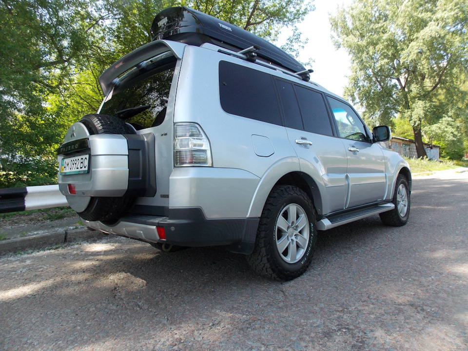 . — Mitsubishi Pajero (4G)