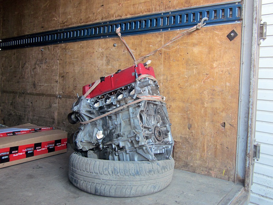 Фото в бортжурнале Honda Integra Type R (DC5)