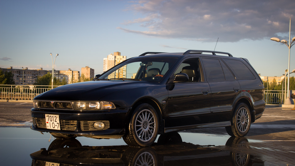 Mitsubishi Galant 2.5V6 wagon_edition