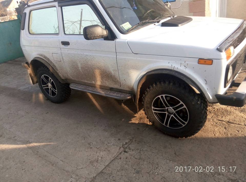 Фото в бортжурнале Lada 4x4 3D. Запчасти на фото: 020215