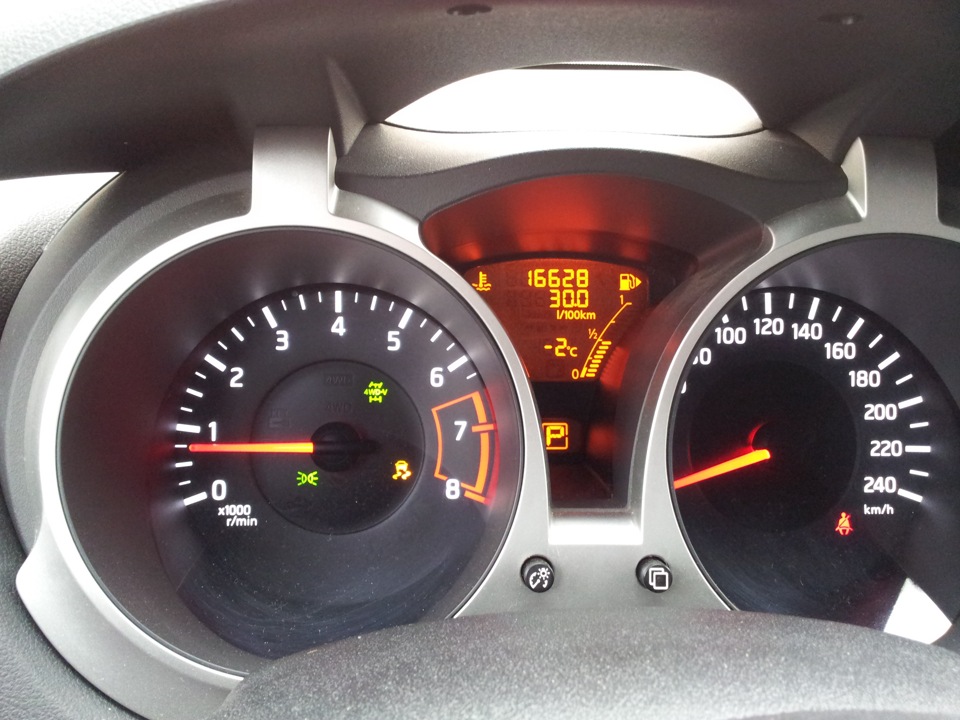 Фото в бортжурнале Nissan Juke (1G)