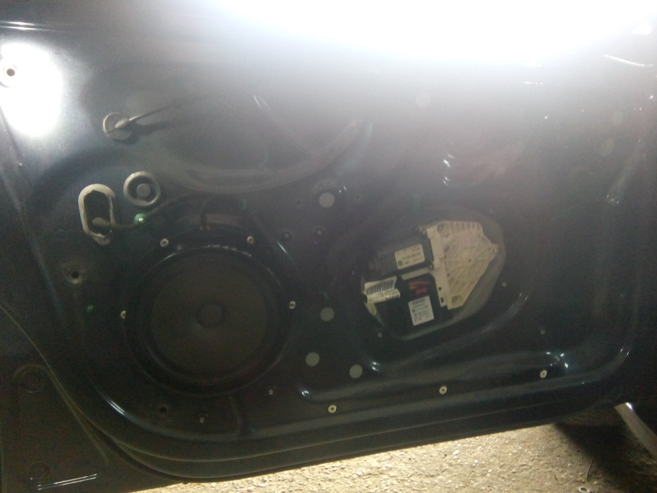 Фото в бортжурнале Volkswagen Jetta V