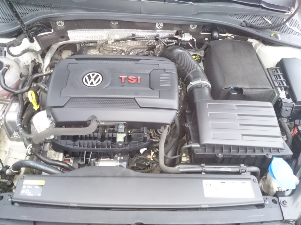 Photo from the logbook Volkswagen Golf GTI Mk7