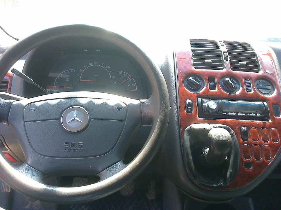 Фото в бортжурнале Mercedes-Benz Vito (1G)