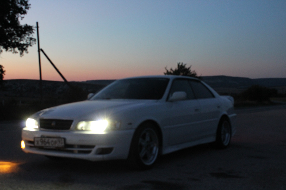 Фото в бортжурнале Toyota Chaser (100)