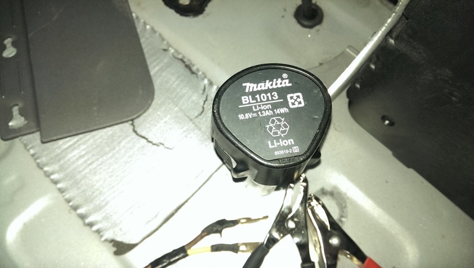 Фото в бортжурнале Toyota Prius (20). Запчасти на фото: BL1013