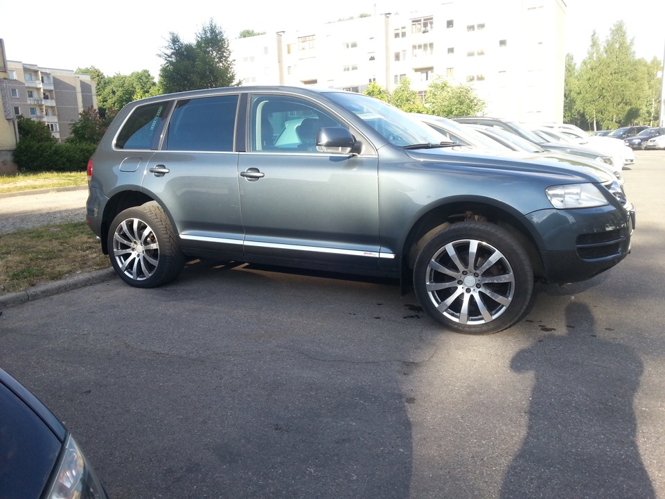 Фото в бортжурнале Volkswagen Touareg (1G)
