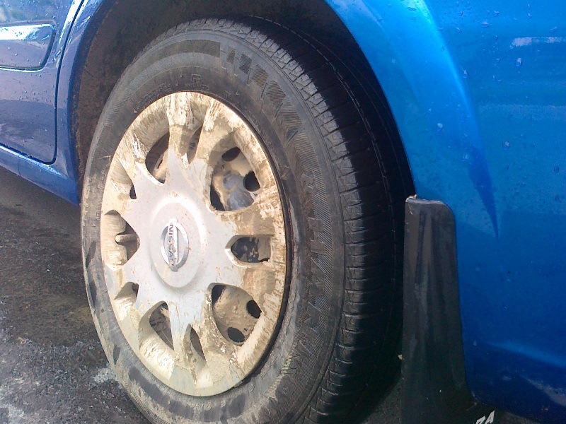 колеса — воды ушло пожалуй, больше всего — Nissan Almera Classic (B10)
