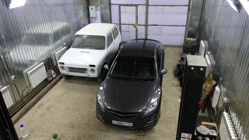 Вид с лестницы — Mazda 6 (2G) GH