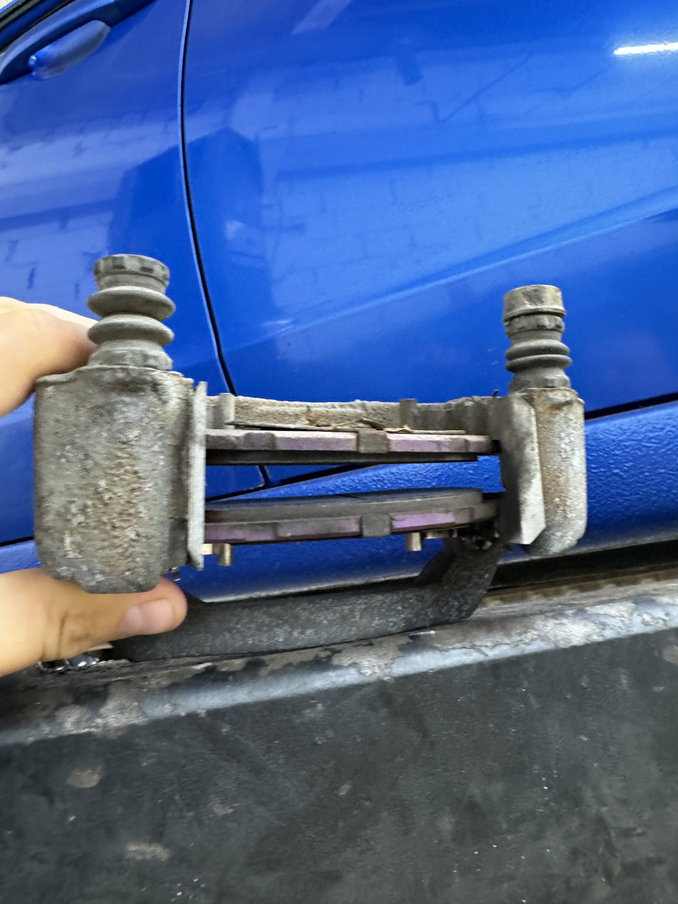 Колодки кончились, кстати прилично они отходили эти нибк — Subaru Impreza (GE/GH)