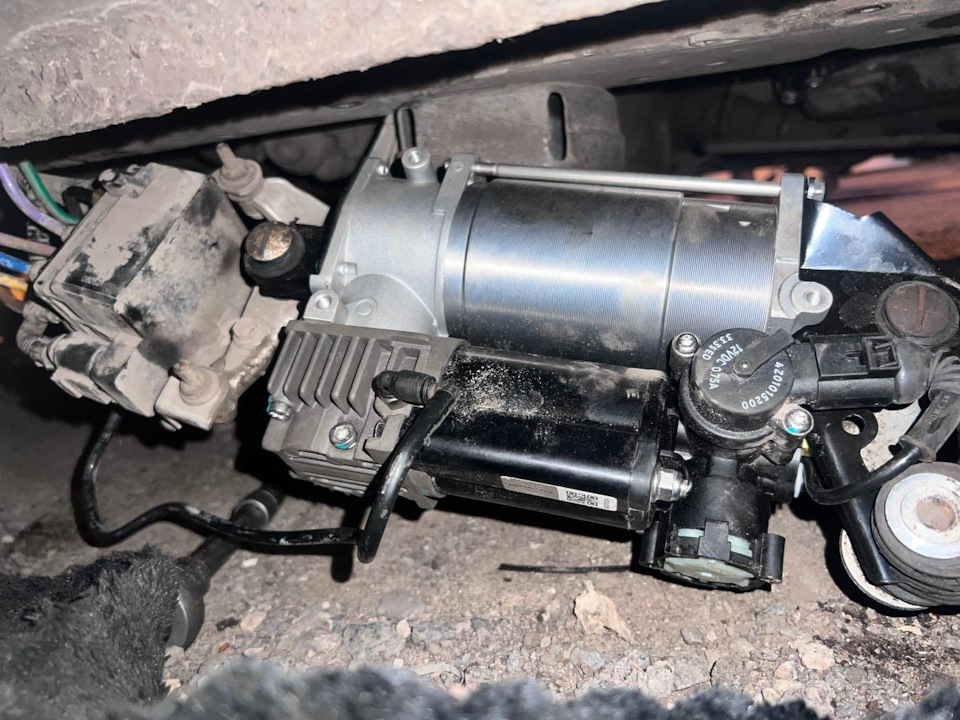 Фото в бортжурнале Volkswagen Touareg (1G)