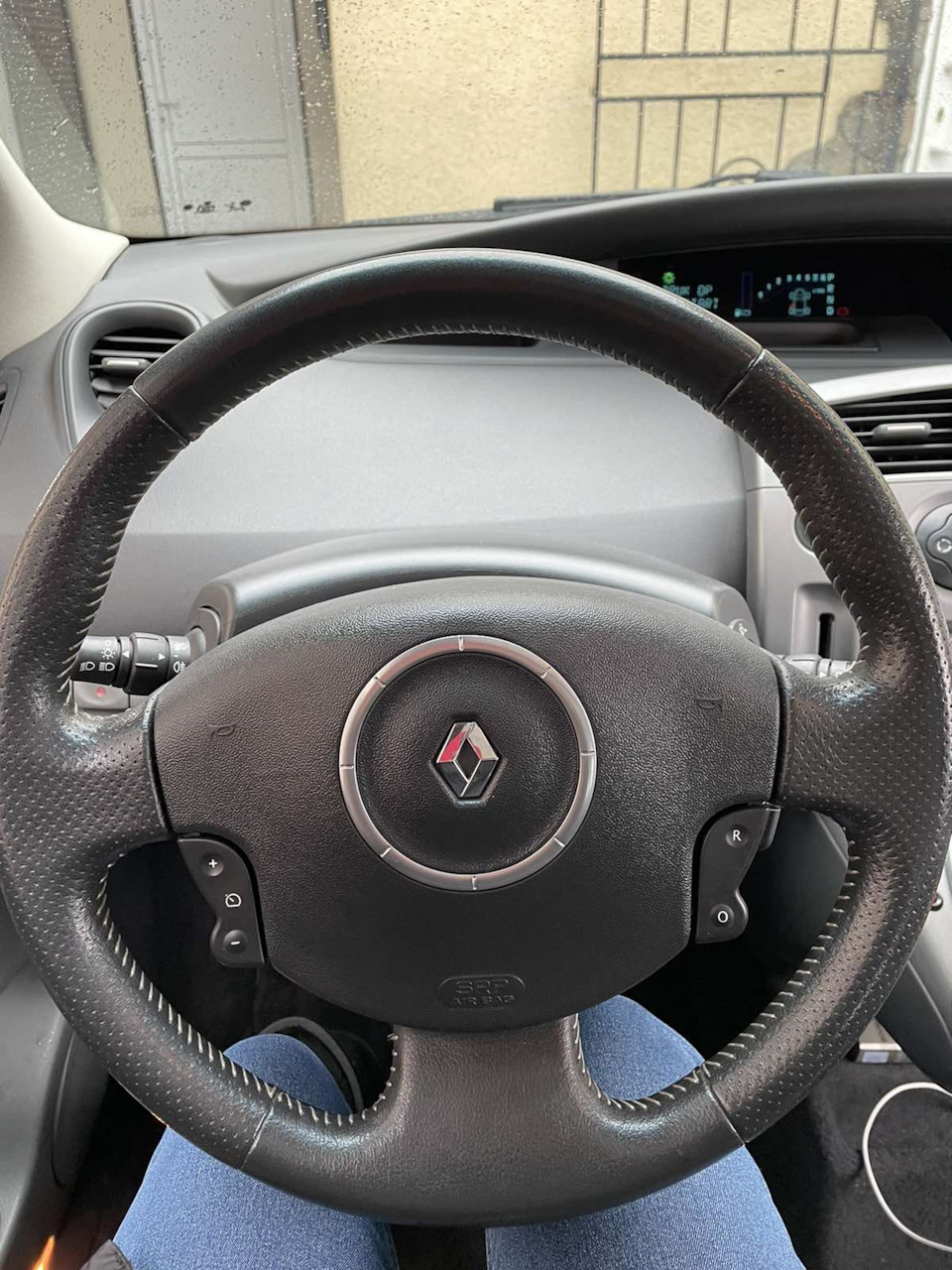 Фото в бортжурнале Renault Grand Scenic II