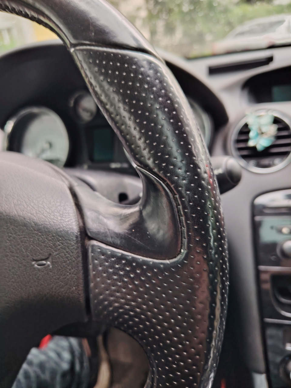 Фото в бортжурнале Peugeot 308 (1G)