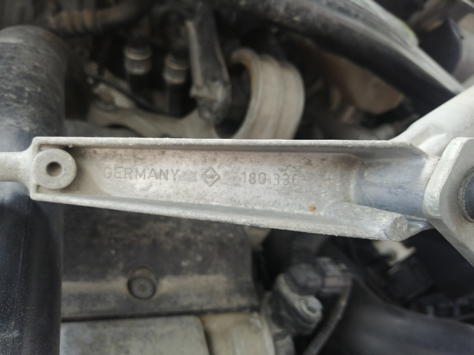 Фото в бортжурнале Volvo XC90 (1G)