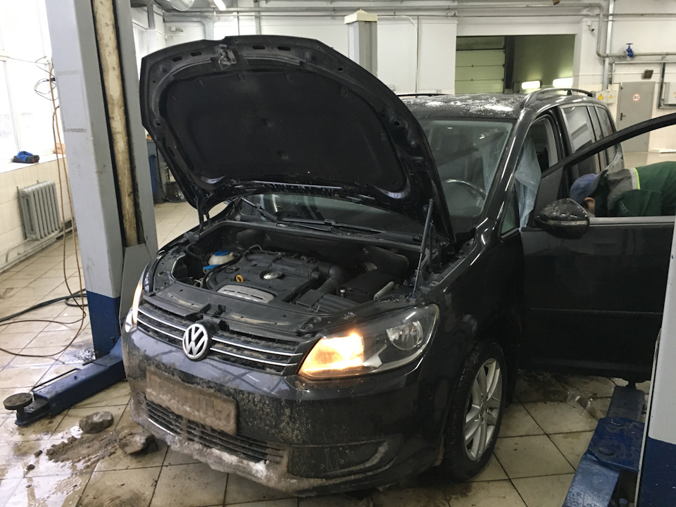 Фото в бортжурнале Volkswagen Touran (1G)
