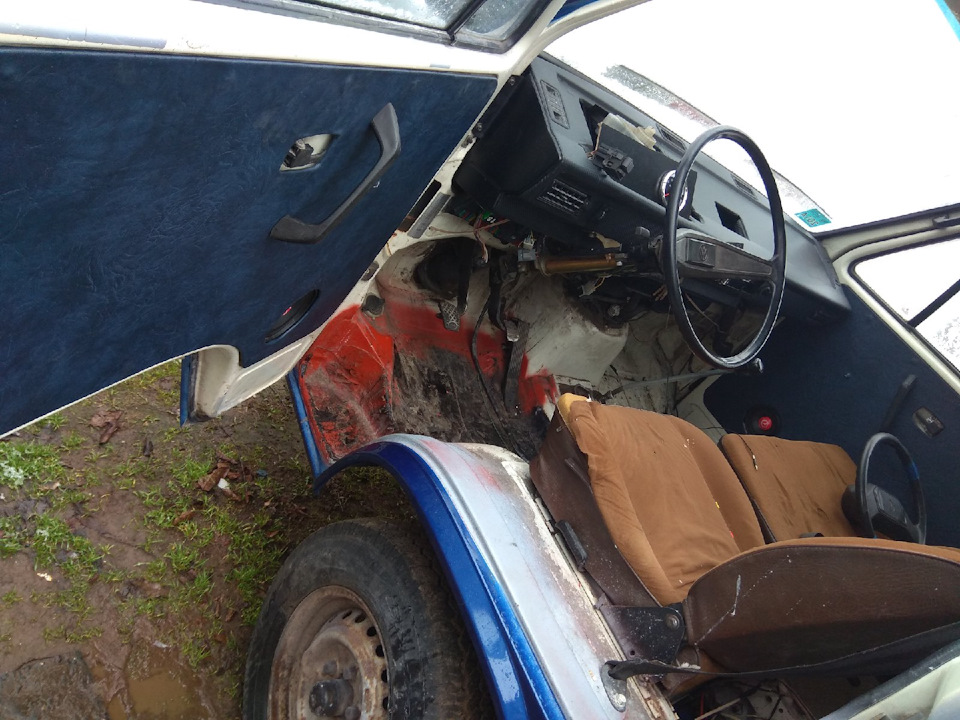 Фото в бортжурнале Volkswagen Transporter T3