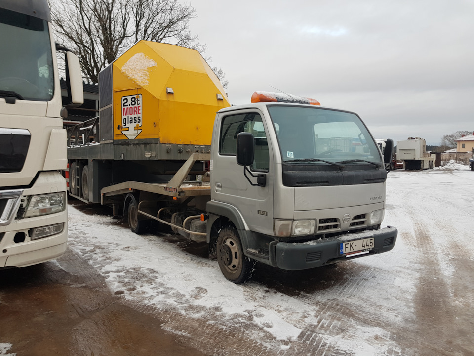 Фото в бортжурнале Nissan Cabstar