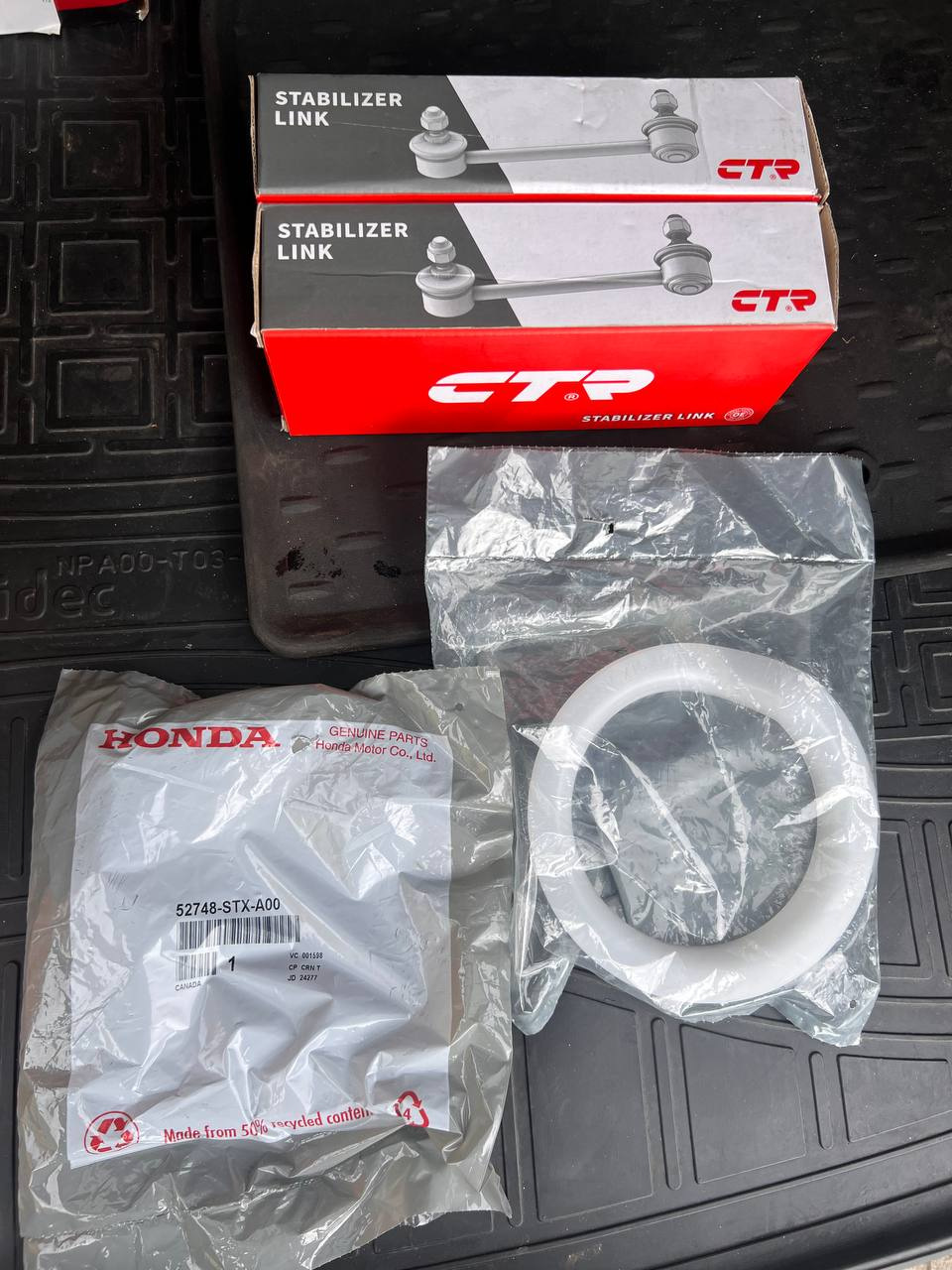 CL0216R CL0216L 52748STXA00 — Acura MDX (2G). Запчасти на фото: CL0216R, CL0216L, 52748STXA00
