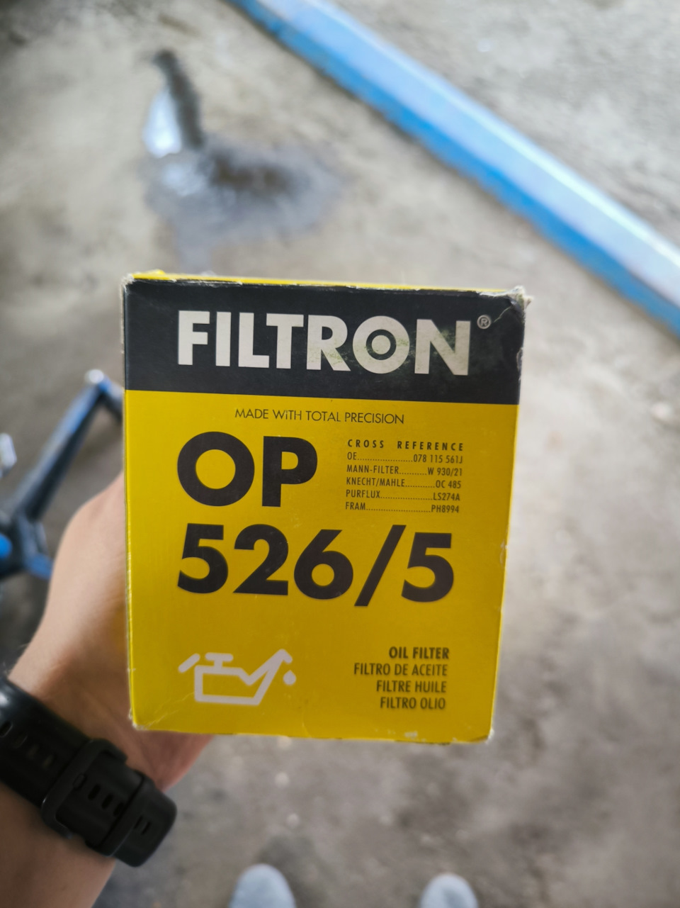 Новый фильтр Filtron OP5265 — Audi A6 (C4). Запчасти на фото: OP5265, 078115561J, W93021, OC485, LS274A, PH8994