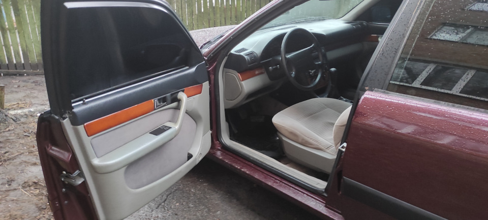 Фото в бортжурнале Audi 100 (C4)