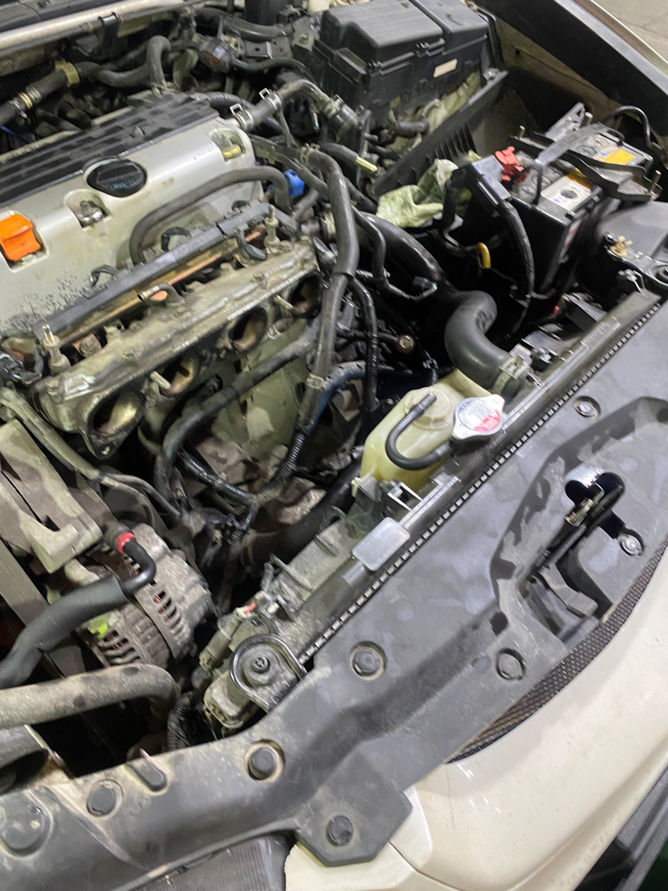 Фото в бортжурнале Honda Accord (7G)