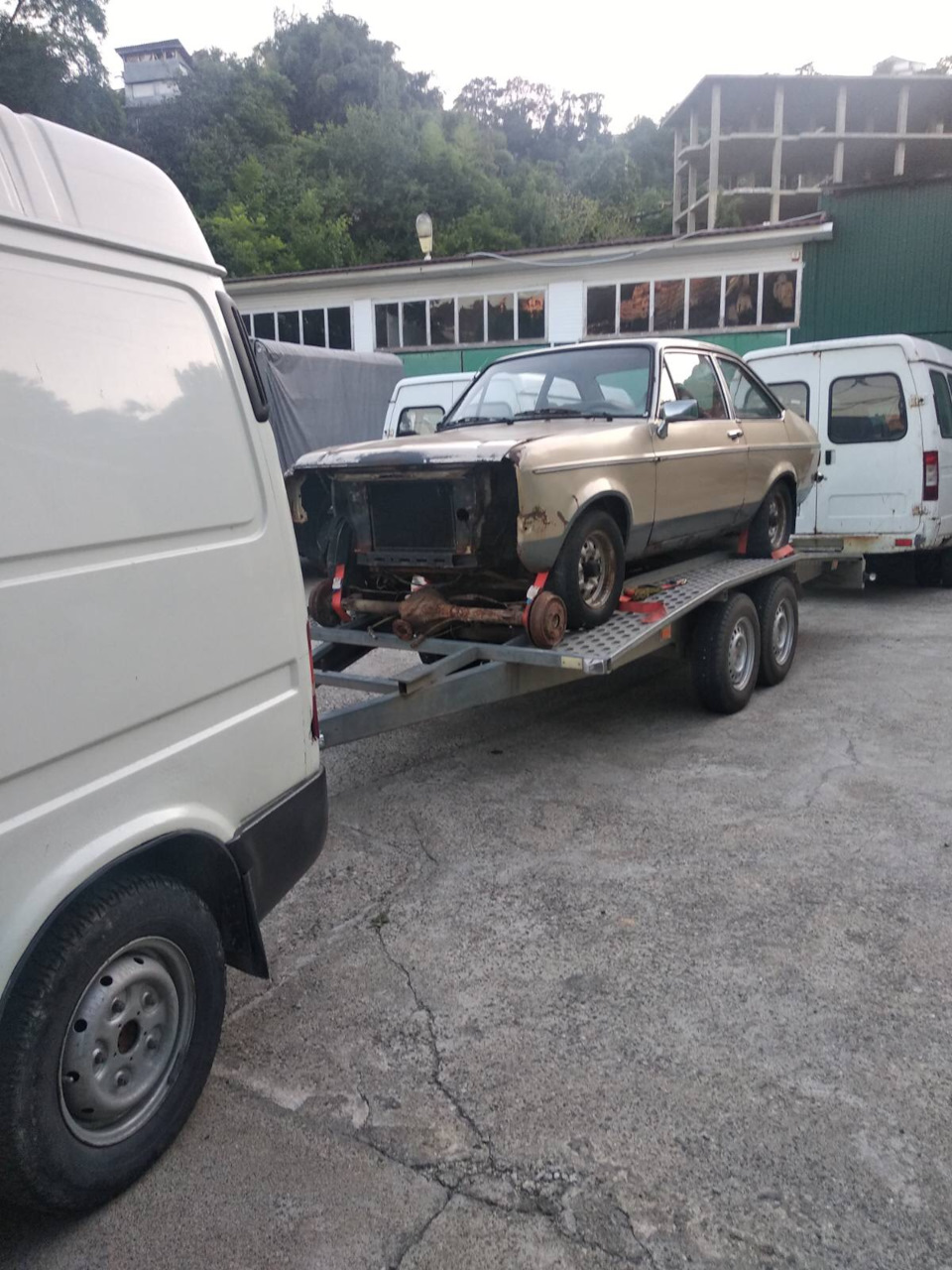 Фото в бортжурнале Ford Escort Mk2