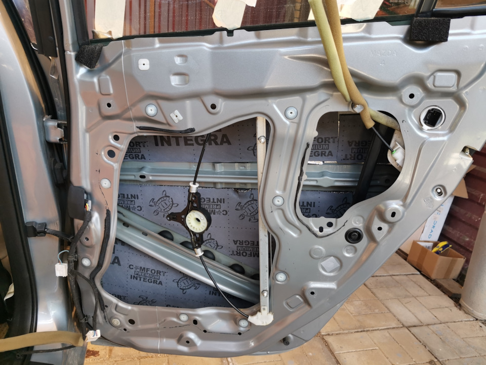 Фото в бортжурнале Mazda 3 (2G) BL