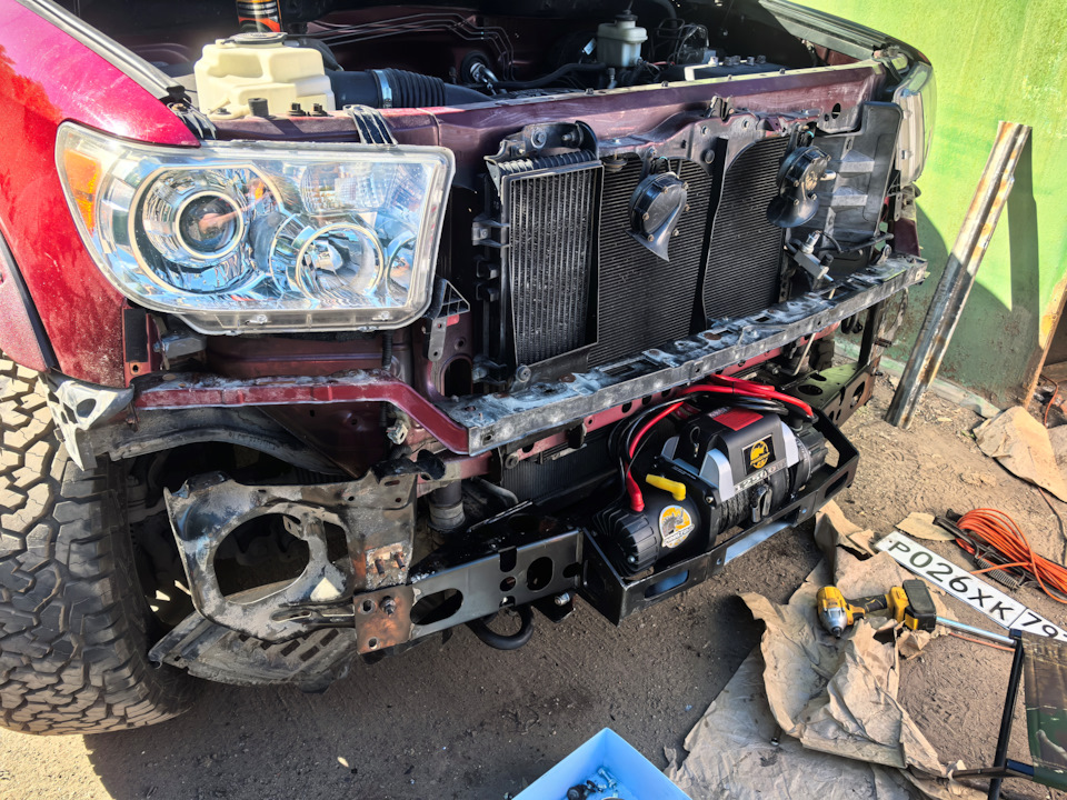 Фото в бортжурнале Toyota Tundra (II)