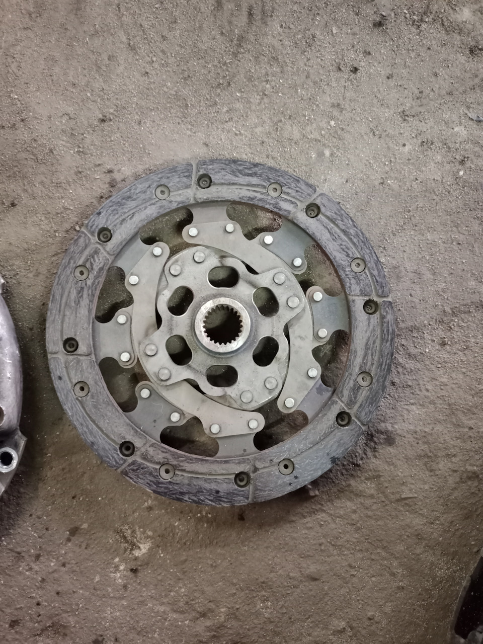 Фото в бортжурнале Ford C-Max I