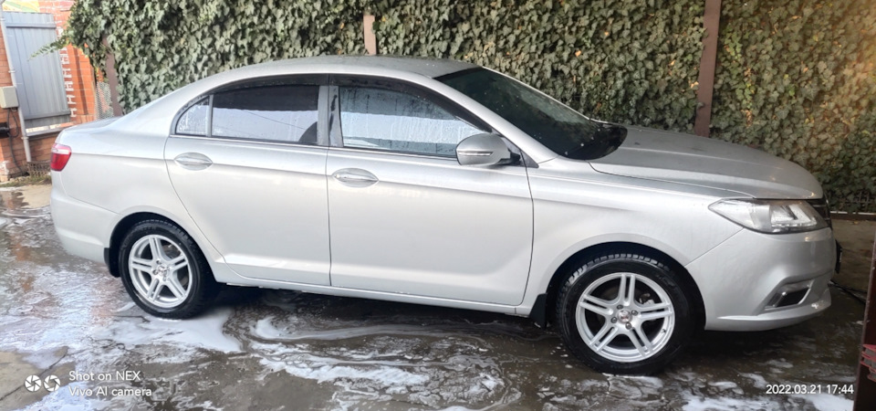 Фото в бортжурнале Lifan Solano II