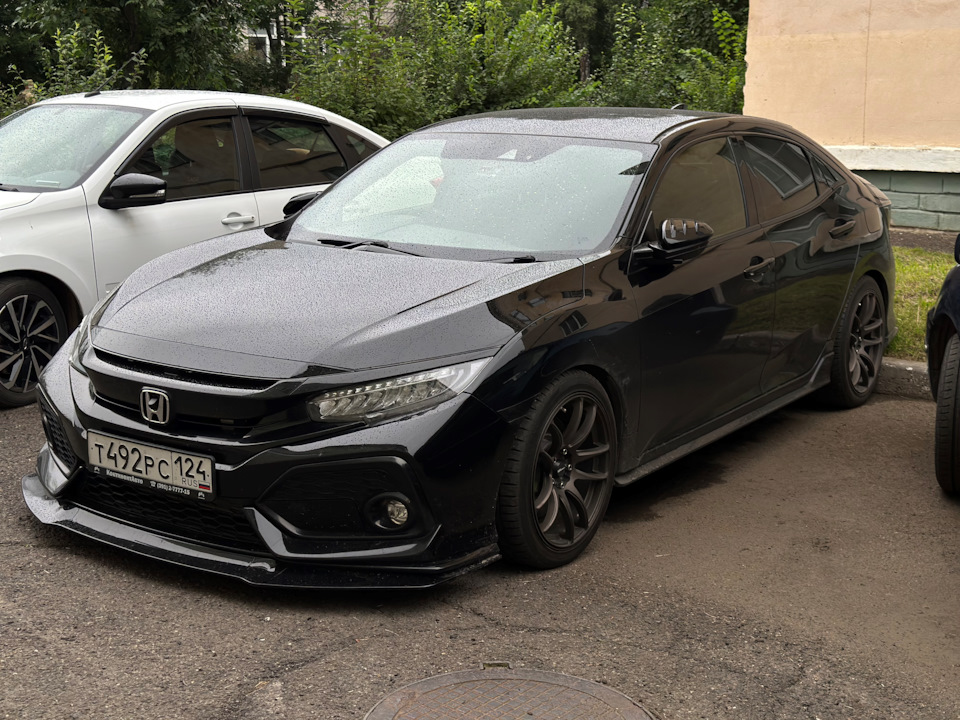 Грязныш — Honda Civic Hatchback (10G)