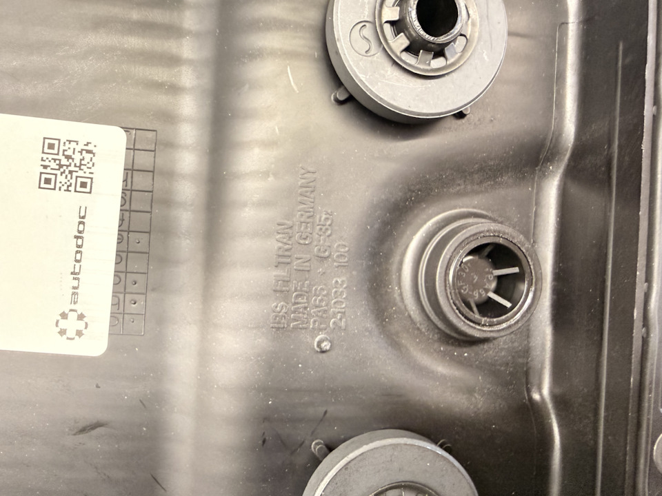 Фото в бортжурнале BMW X5 (E70). Запчасти на фото: 21033100