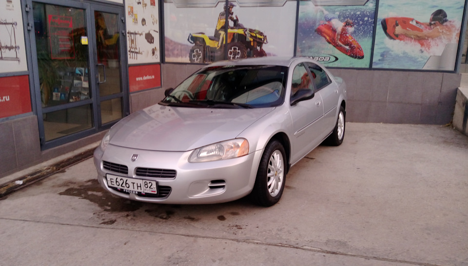 Обновлен и вымыт. — Dodge Stratus (2G)