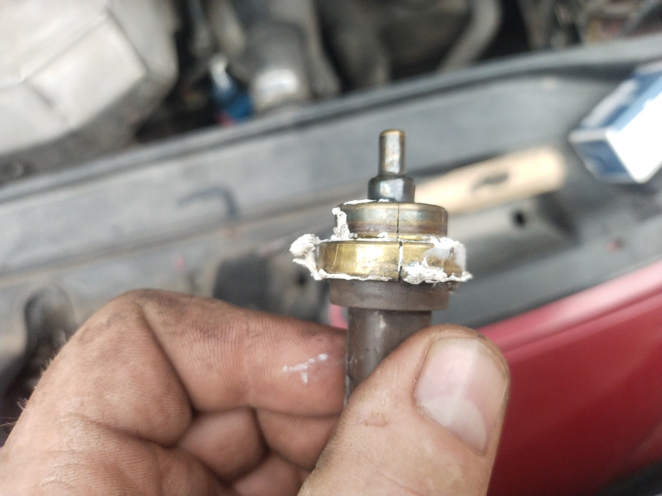 Photo from the logbook Peugeot 308 (1G)