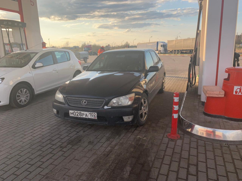 Фото в бортжурнале Lexus IS I