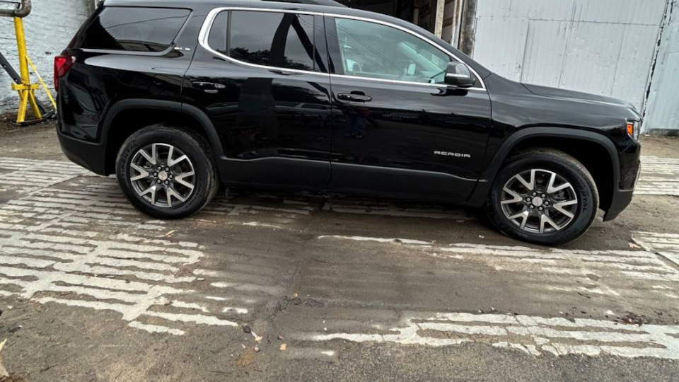 GMC Acadia