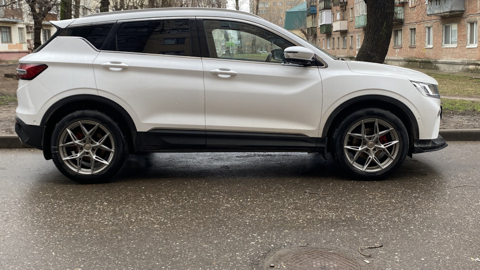 Фото в бортжурнале Geely Coolray (1G)