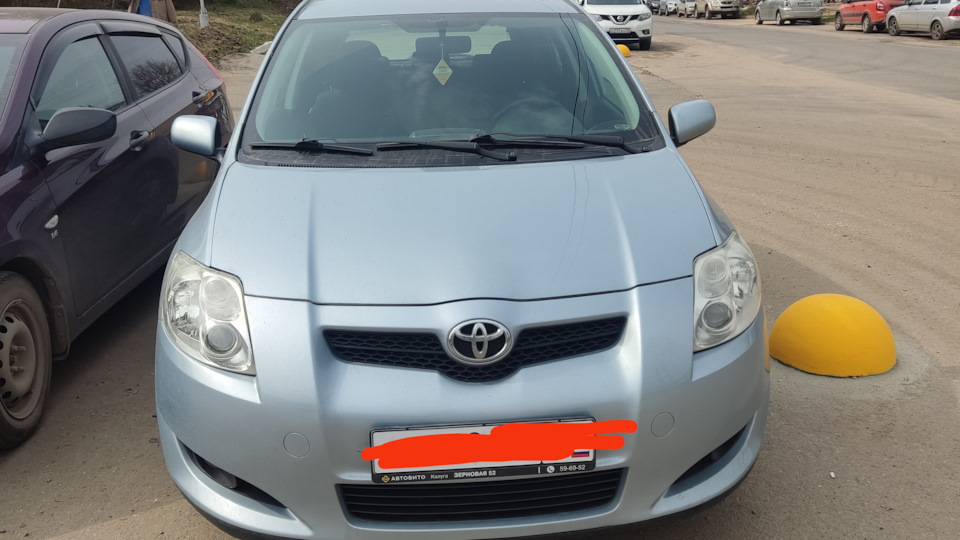 Toyota Auris Надëжный самурай!