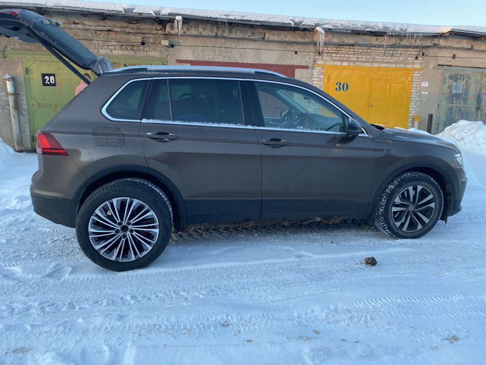 Фото в бортжурнале Volkswagen Tiguan (2G)