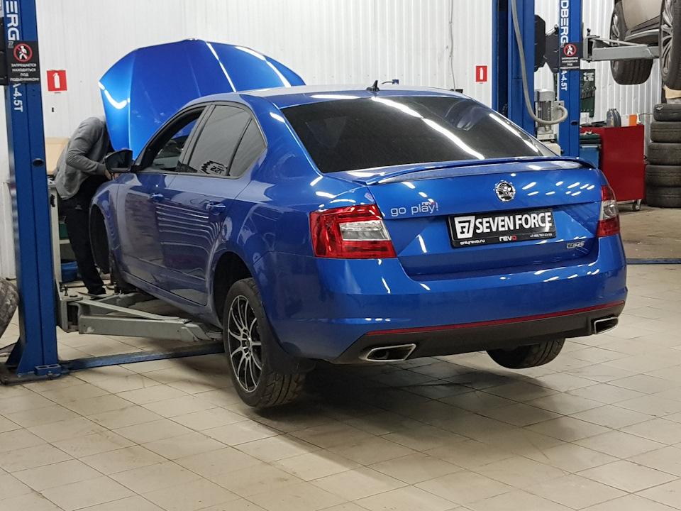Фото в бортжурнале Skoda Octavia RS A7 Mk3