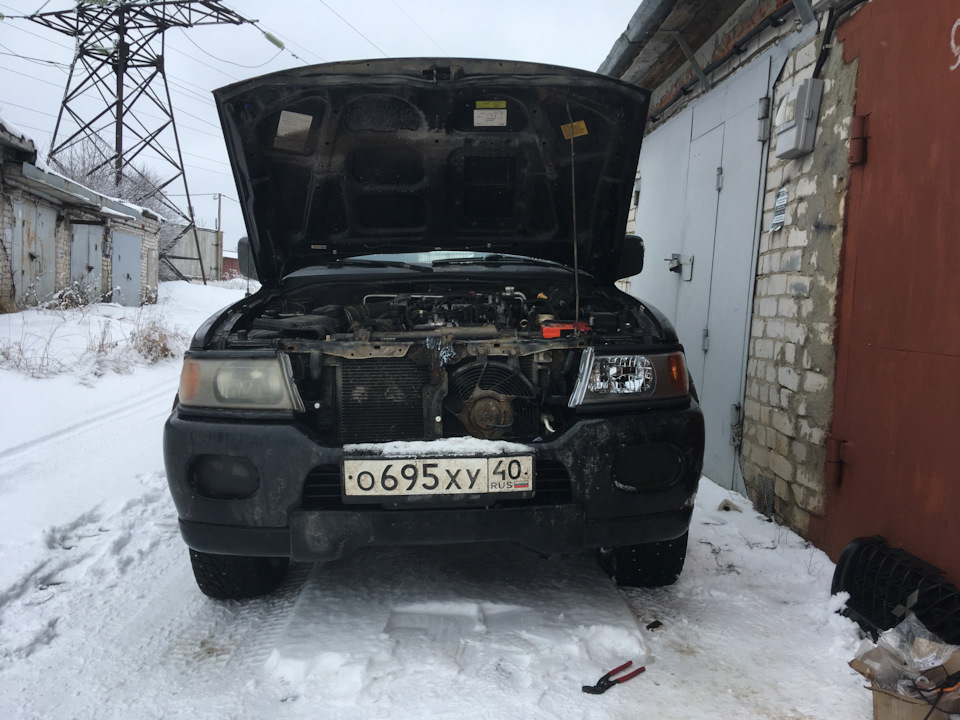 До и после в одной фотографии. — Mitsubishi Montero Sport (1G)
