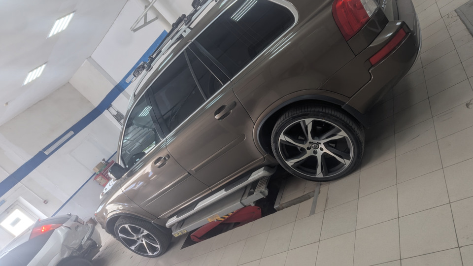 Volvo XC90 Булочка