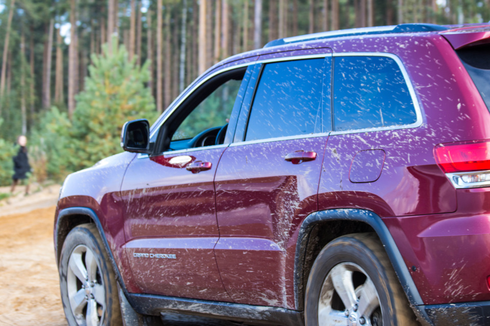 Фото в бортжурнале Jeep Grand Cherokee (WK2)