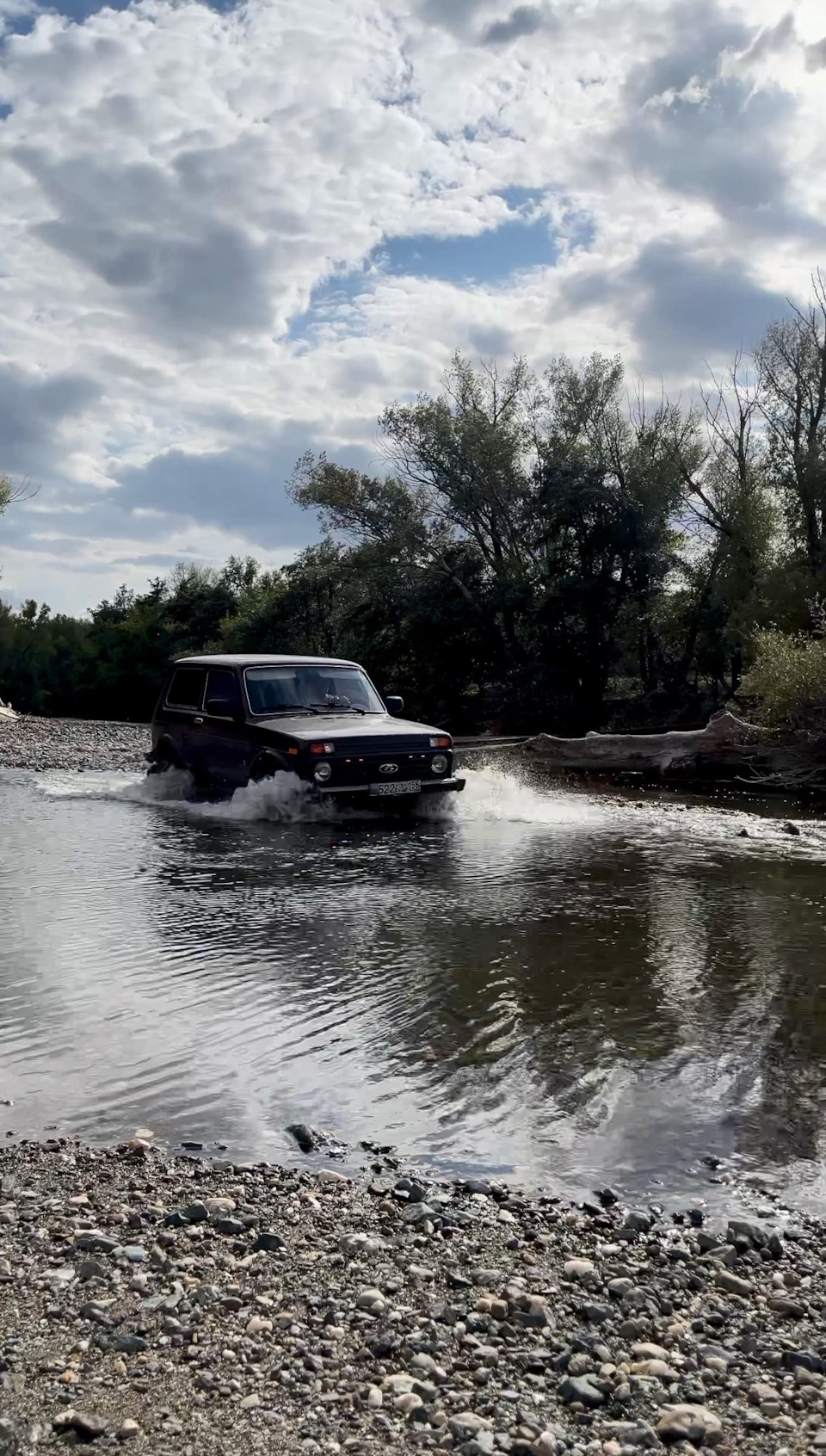 Поехали! — Lada 4x4 3D